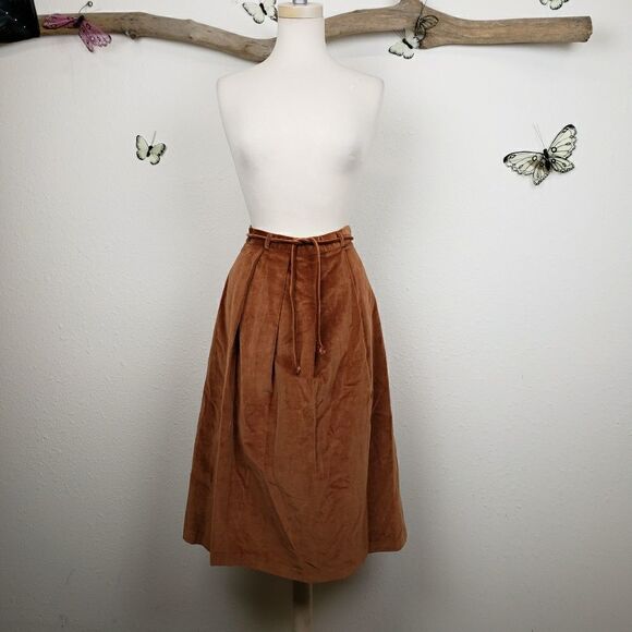 Vintage dark tan velvet pleated A line skirt - Picture 2 of 8